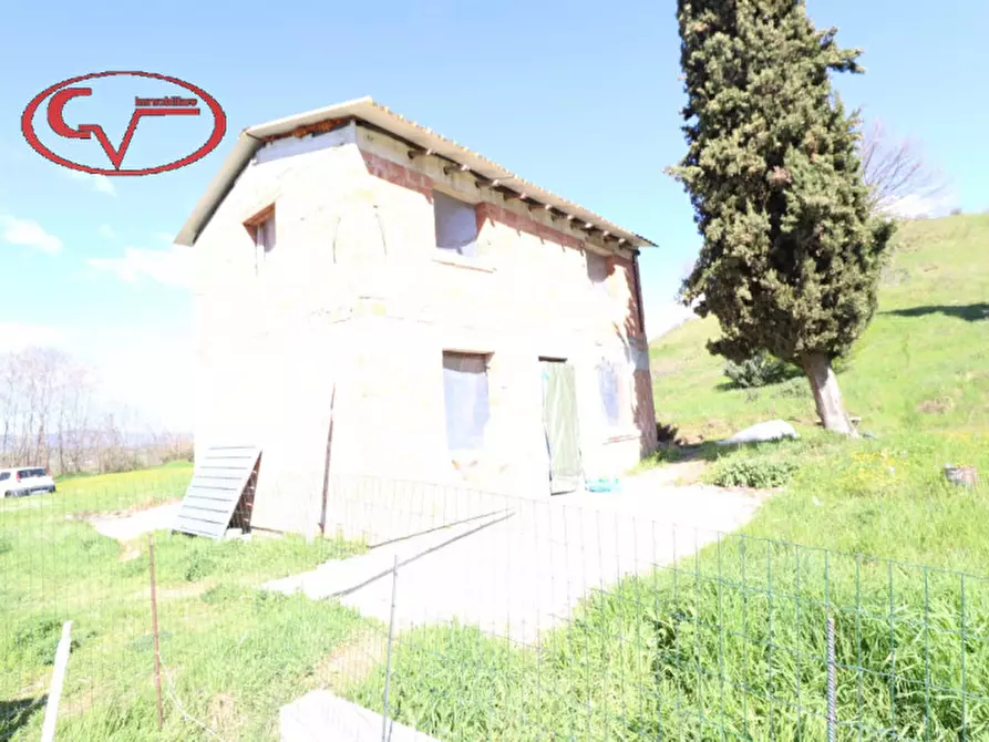 Immagine 5 di Casa indipendente in vendita  in levane a Montevarchi