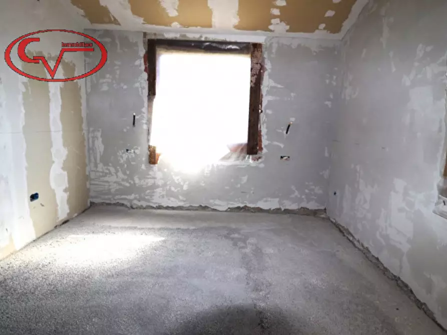 Immagine 11 di Casa indipendente in vendita  in levane a Montevarchi