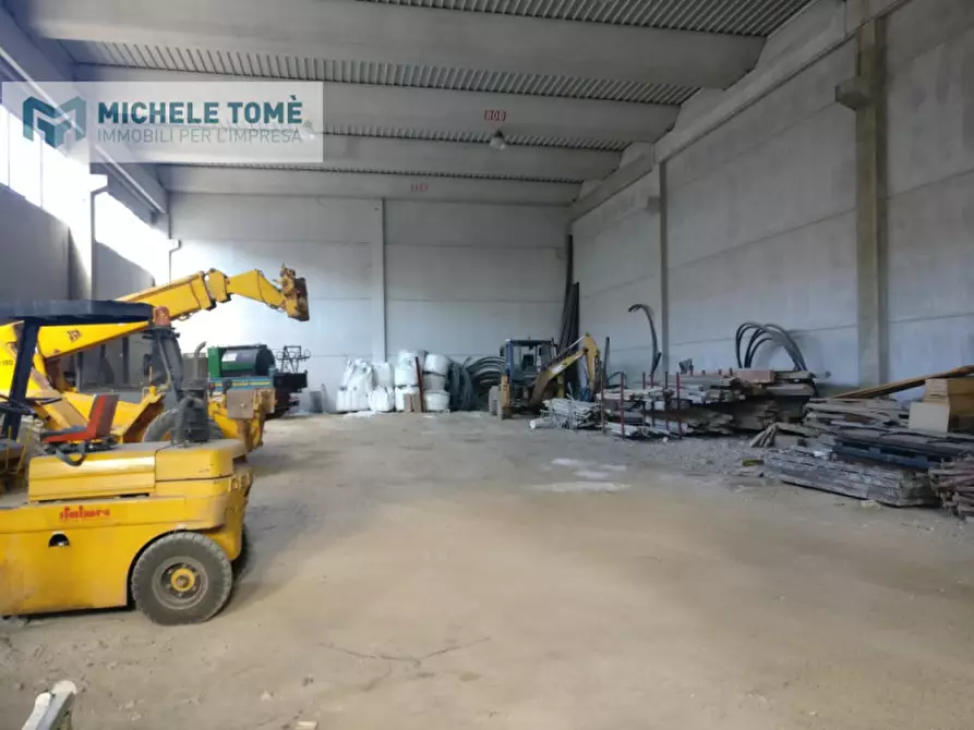 Immagine 3 di Capannone industriale in vendita  in via dei marmisti a Pastrengo