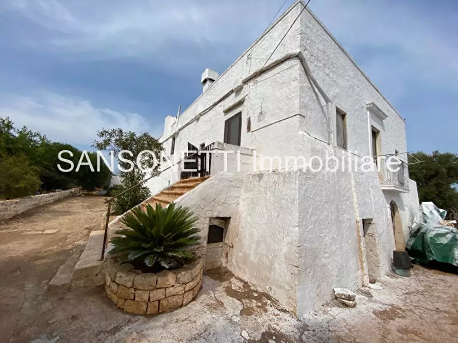 Immagine 3 di Rustico / casale in vendita  a Ostuni