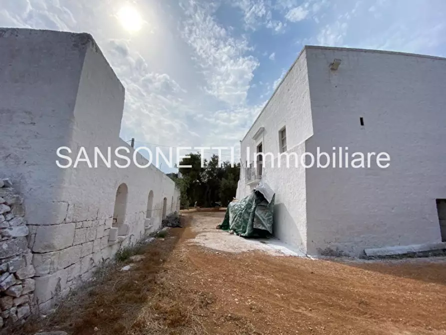 Immagine 7 di Rustico / casale in vendita  a Ostuni