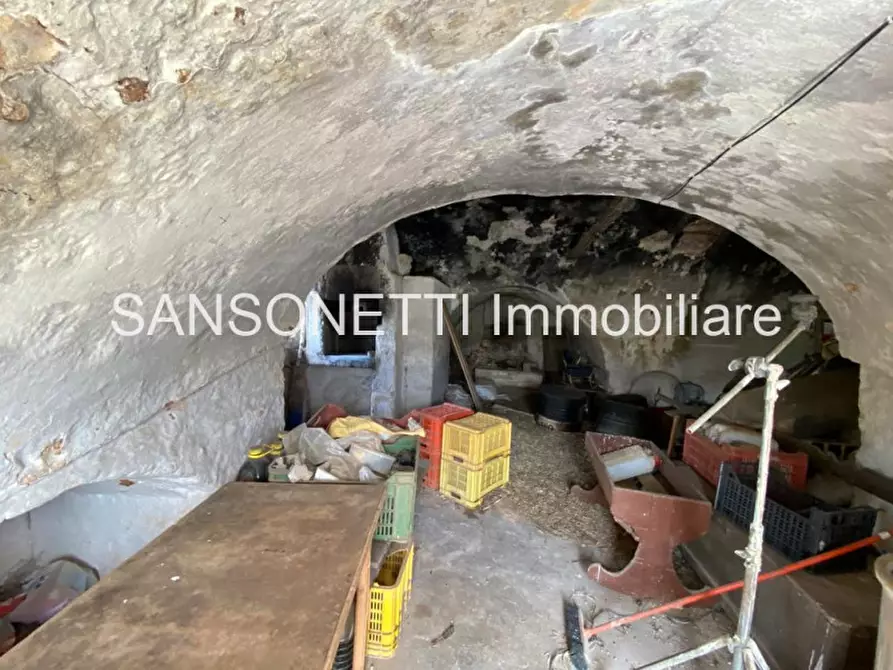 Immagine 34 di Rustico / casale in vendita  a Ostuni