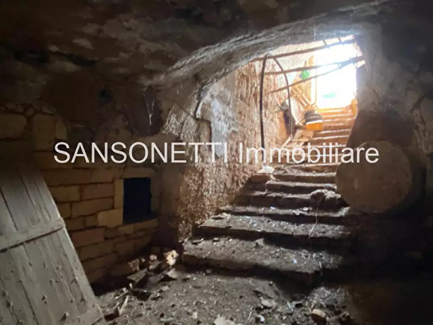 Immagine 40 di Rustico / casale in vendita  a Ostuni