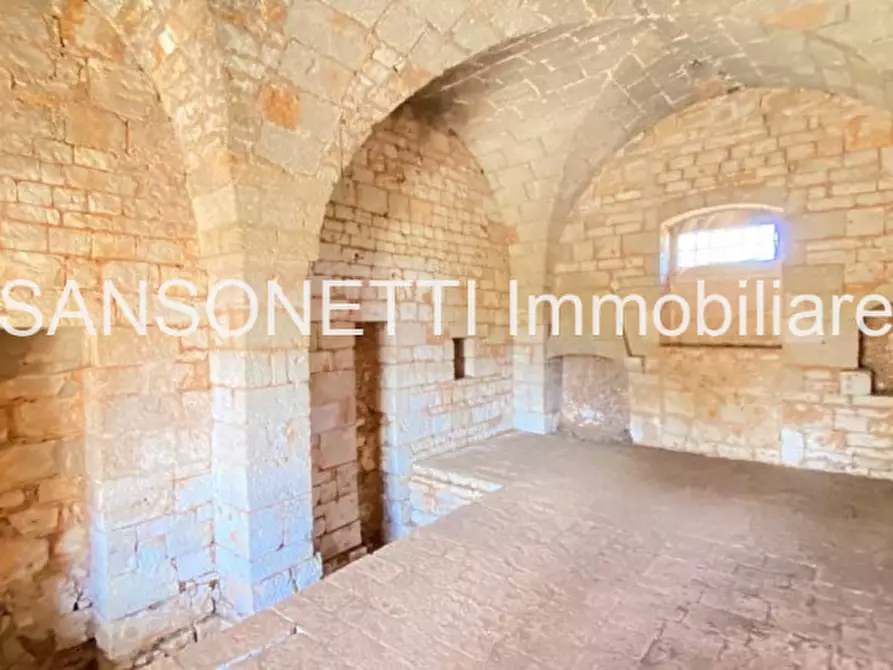 Immagine 45 di Rustico / casale in vendita  a Ostuni