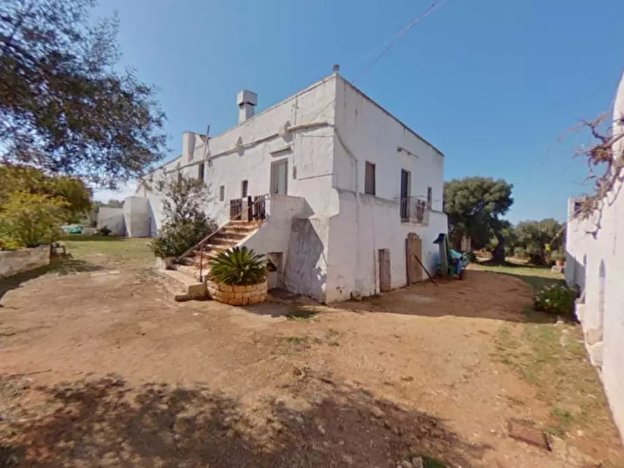 Immagine 56 di Rustico / casale in vendita  a Ostuni