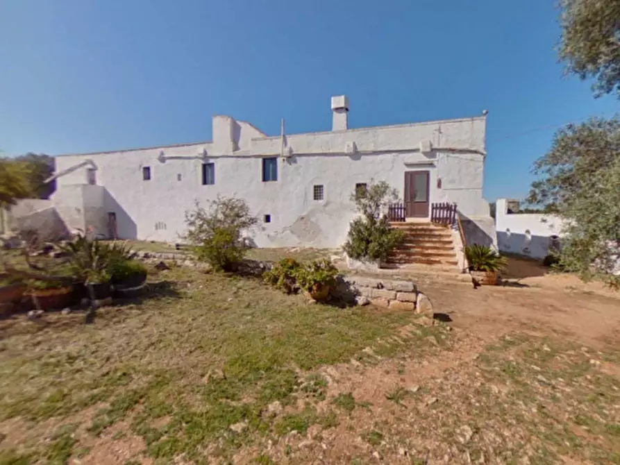 Immagine 60 di Rustico / casale in vendita  a Ostuni