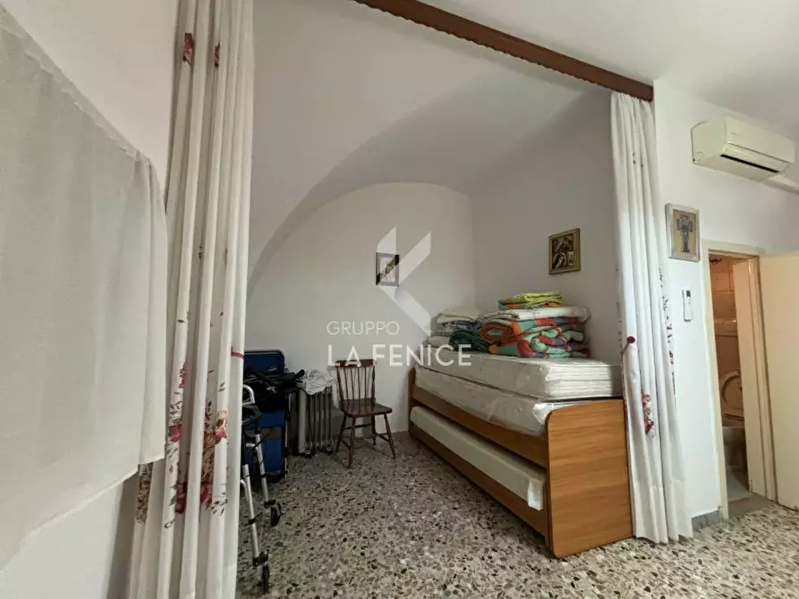 Immagine 11 di Casa indipendente in vendita  in via salvator rosa,4 a Martina Franca