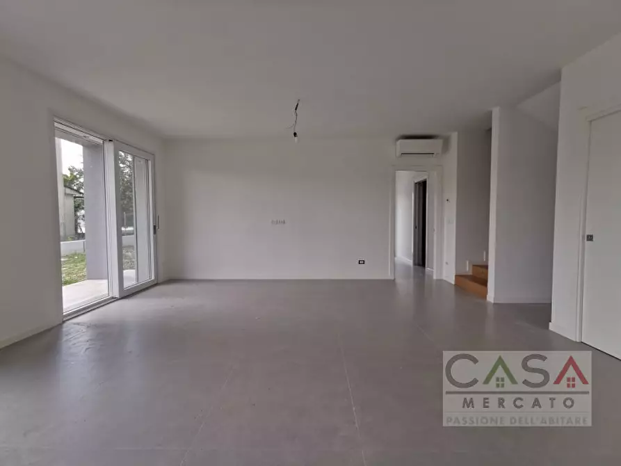 Immagine 2 di Casa indipendente in vendita  in Via Gradisca a Cordenons