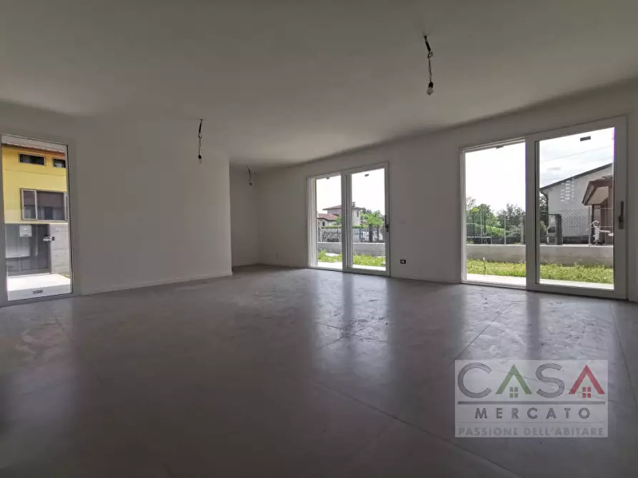 Immagine 3 di Casa indipendente in vendita  in Via Gradisca a Cordenons