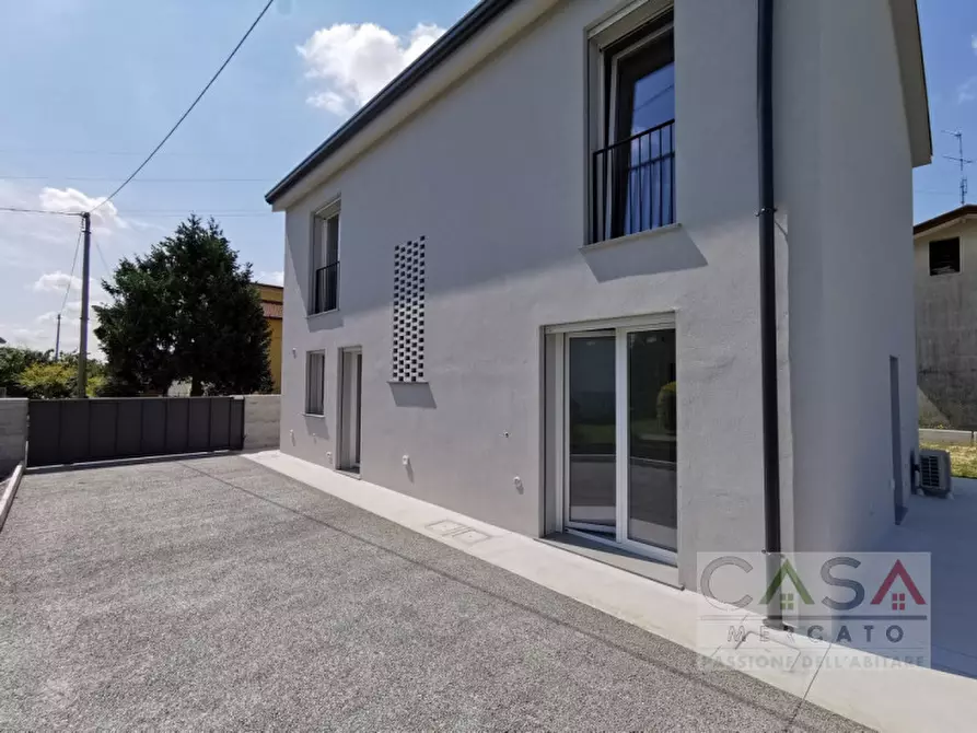 Immagine 21 di Casa indipendente in vendita  in Via Gradisca a Cordenons