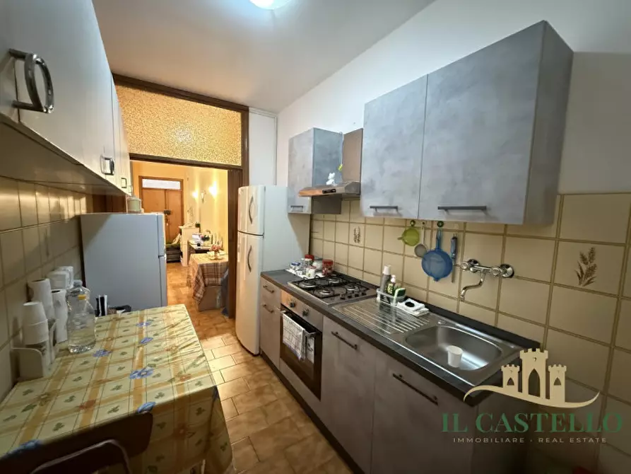 Immagine 4 di Appartamento in vendita  in Via Silvio Pellico a Castiglione Del Lago