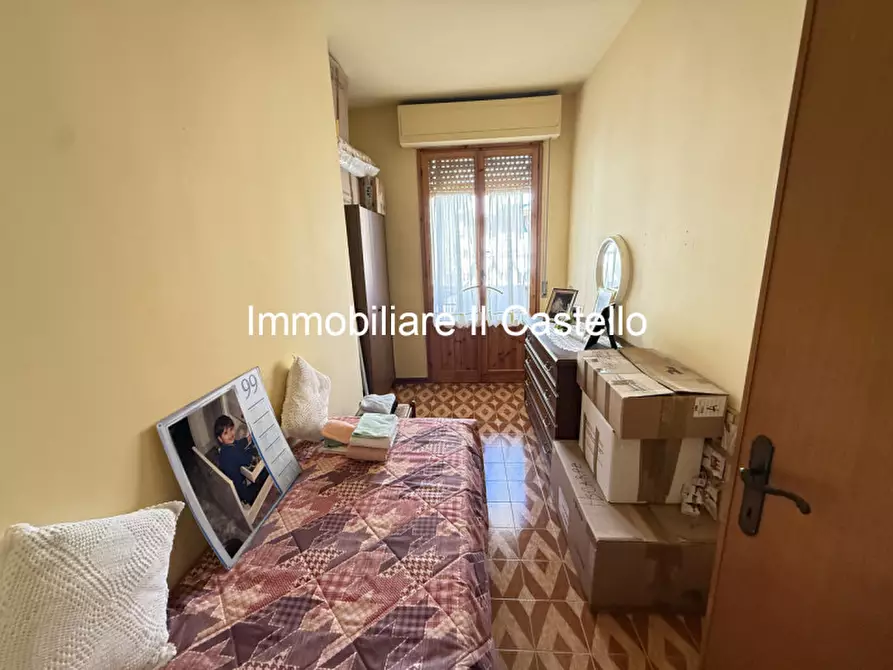 Immagine 13 di Appartamento in vendita  a Castiglione Del Lago