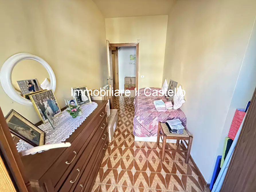 Immagine 16 di Appartamento in vendita  a Castiglione Del Lago