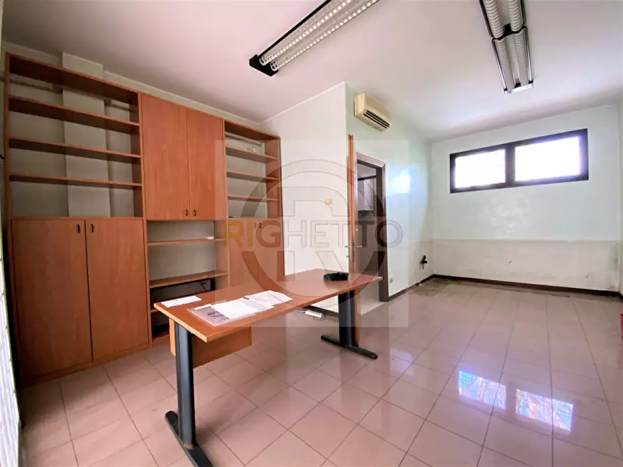 Immagine 5 di Negozio in affitto  a Limena