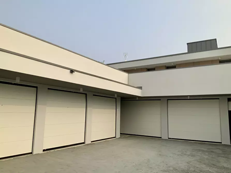 Immagine 38 di Appartamento in vendita  in Via Serato a San Martino Di Lupari