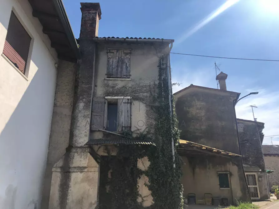Immagine 3 di Rustico / casale in vendita  in Via Malombra a Asolo