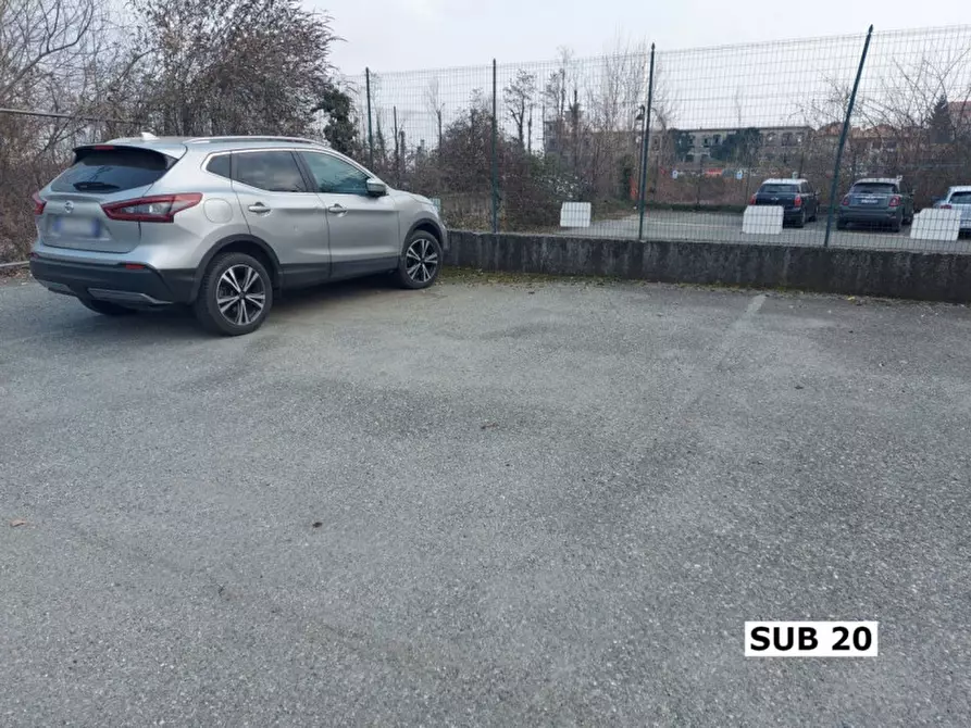 Immagine 1 di Posto auto in vendita  in via della Repubblica, N. 12 a Biella