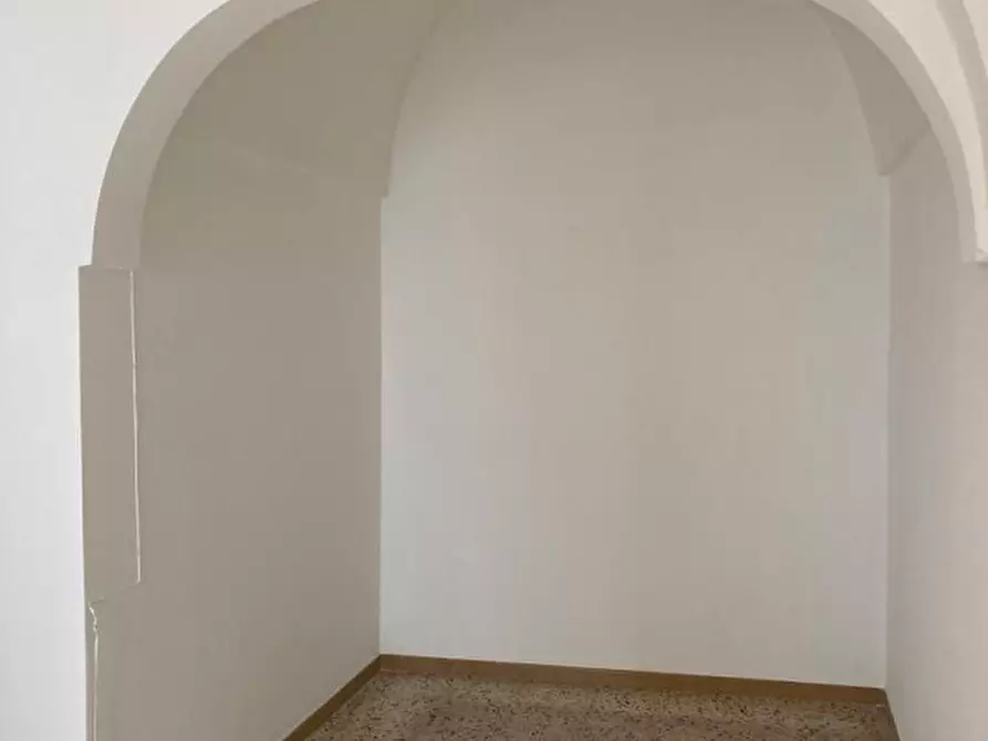 Immagine 2 di Casa indipendente in vendita  in Via Panzera a Ceglie Messapico