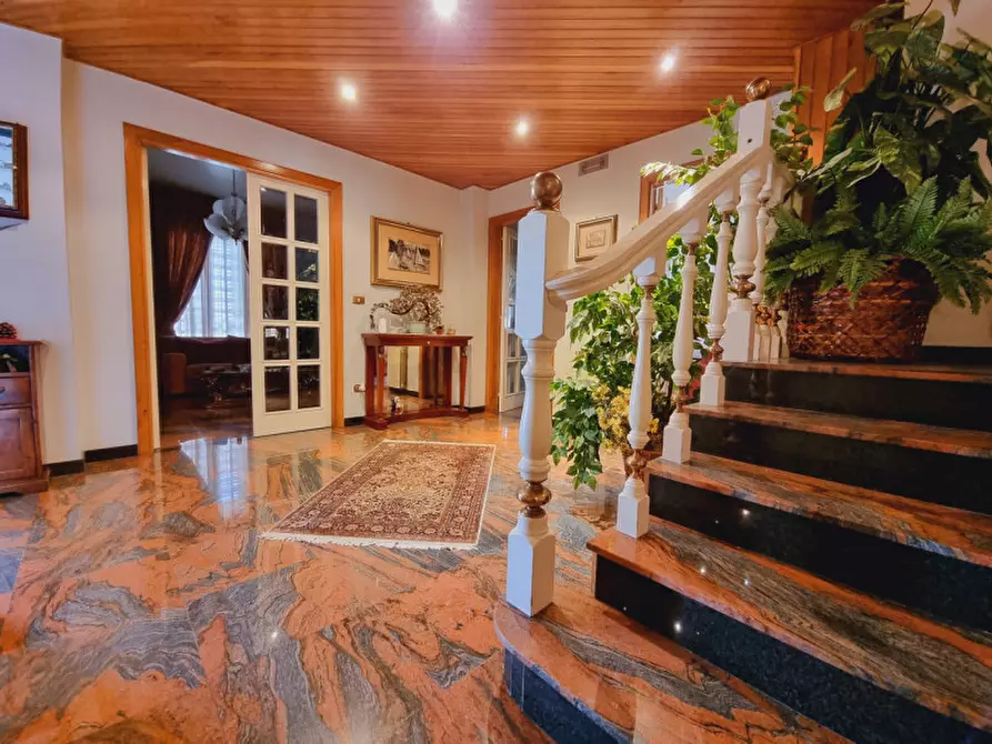 Immagine 17 di Villa in vendita  in via operai a Pace Del Mela