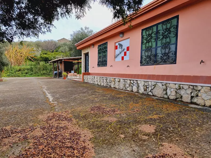 Immagine 2 di Casa indipendente in vendita  in contrada filippone a San Pier Niceto