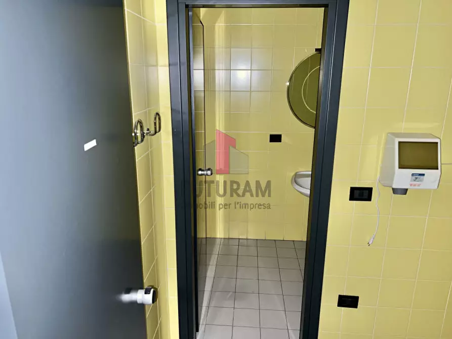 Immagine 26 di Ufficio in affitto  in Via Balestra a Bassano Del Grappa