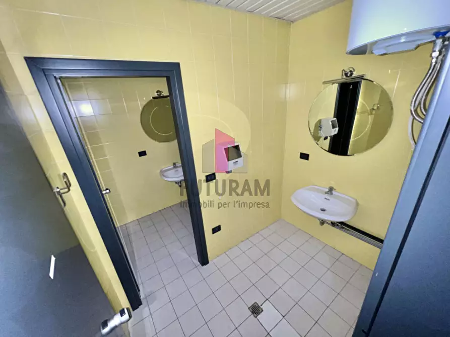 Immagine 28 di Ufficio in affitto  in Via Balestra a Bassano Del Grappa