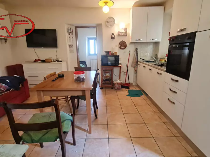 Immagine 3 di Appartamento in vendita  in centro a Terranuova Bracciolini