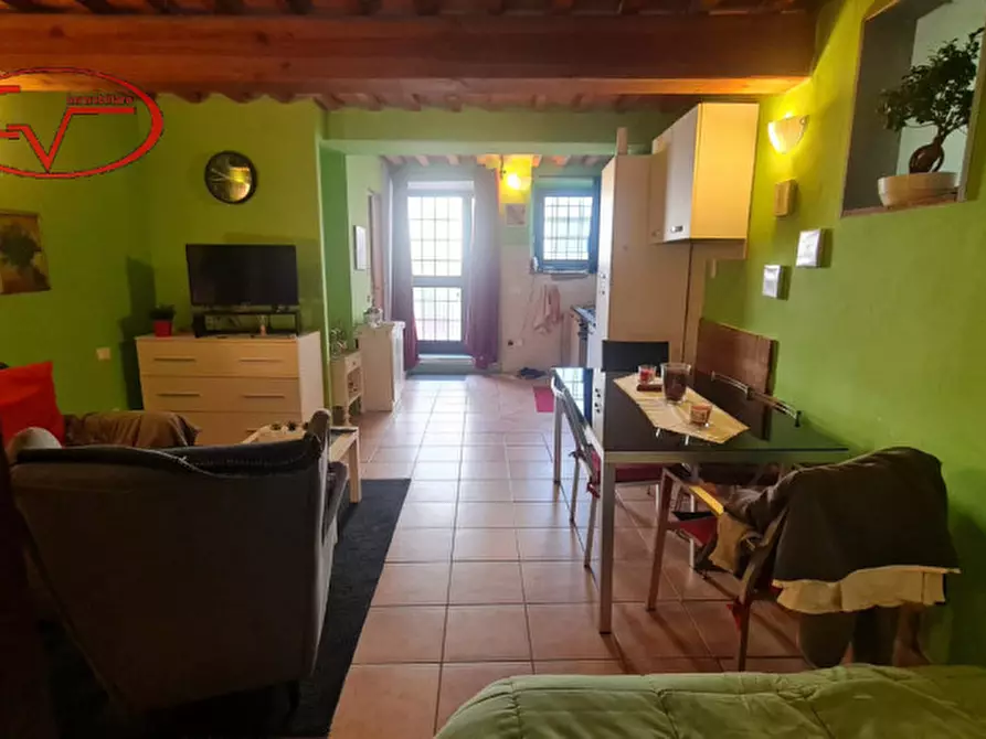 Immagine 14 di Appartamento in vendita  in centro a Terranuova Bracciolini