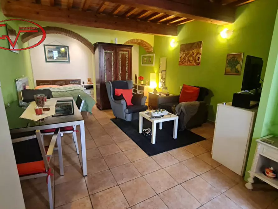 Immagine 15 di Appartamento in vendita  in centro a Terranuova Bracciolini