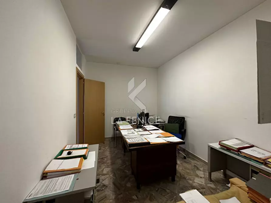 Immagine 9 di Magazzino in affitto  in Via dello Stadio a Martina Franca