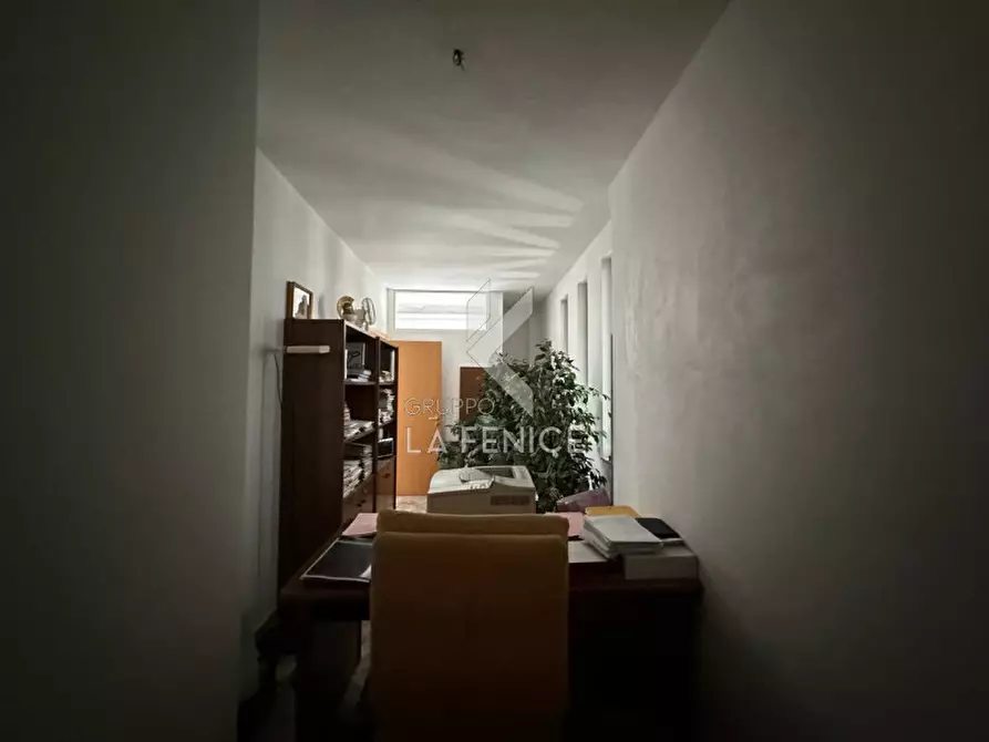 Immagine 10 di Magazzino in affitto  in Via dello Stadio a Martina Franca