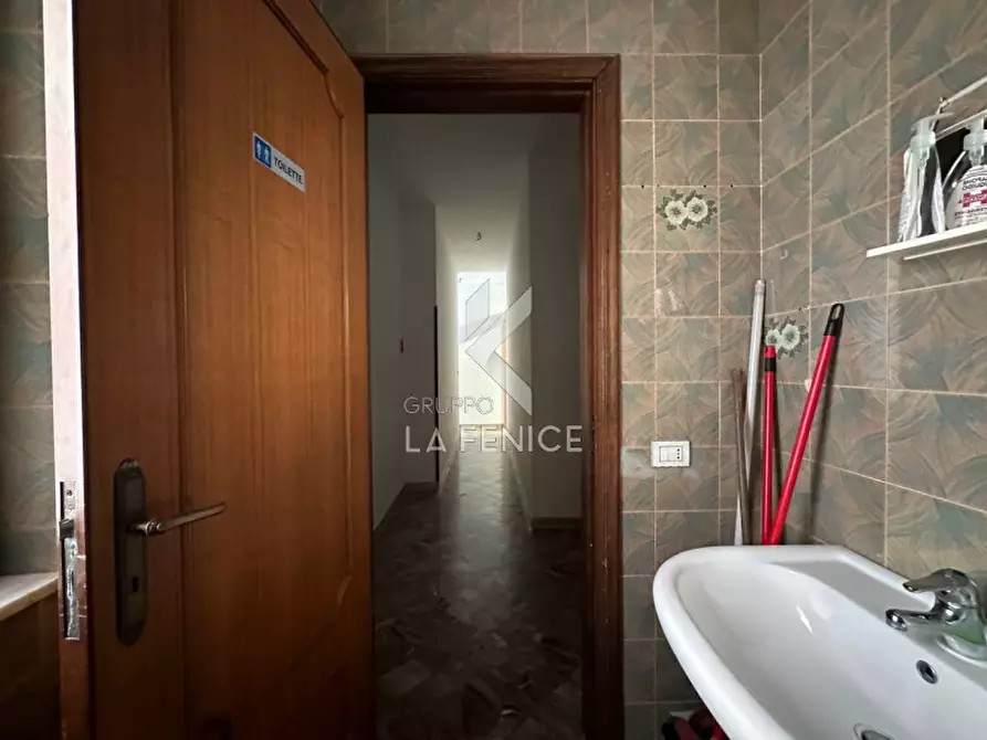 Immagine 16 di Magazzino in affitto  in Via dello Stadio a Martina Franca