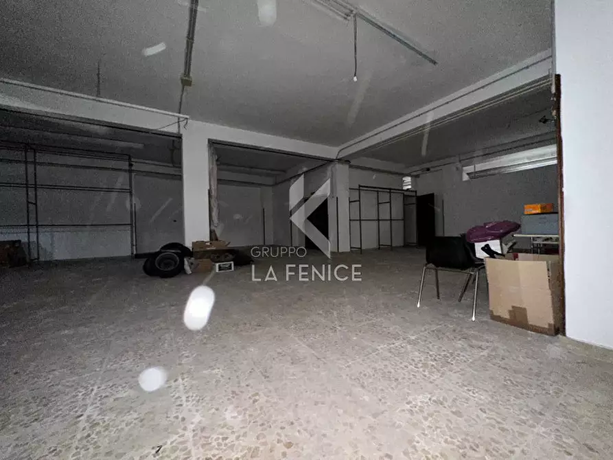 Immagine 22 di Magazzino in affitto  in Via dello Stadio a Martina Franca