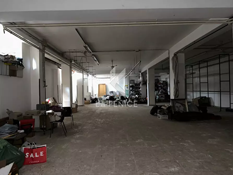 Immagine 31 di Magazzino in affitto  in Via dello Stadio a Martina Franca