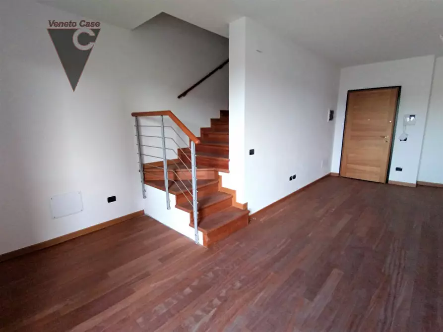 Immagine 2 di Appartamento in vendita  a Padova