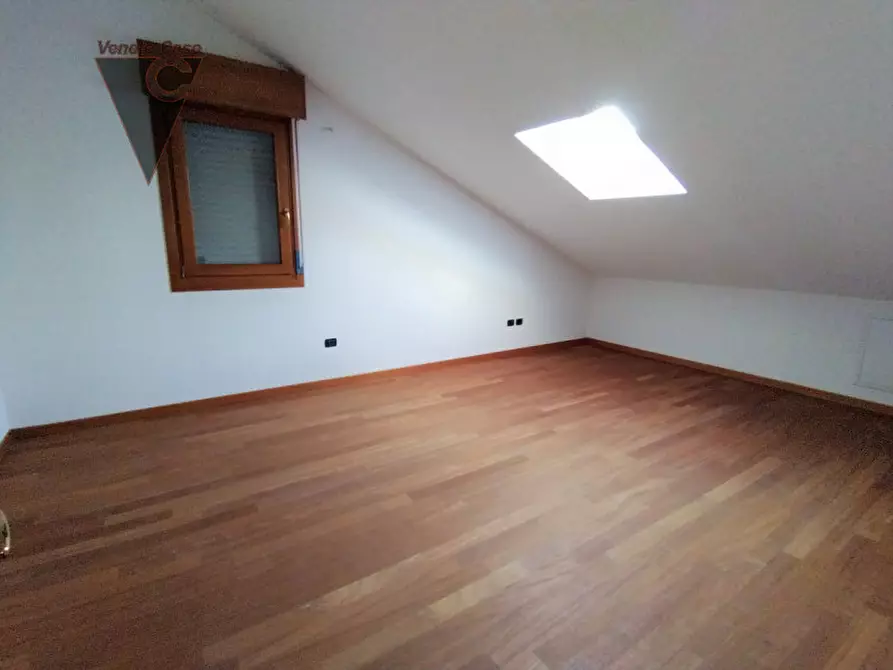 Immagine 8 di Appartamento in vendita  a Padova