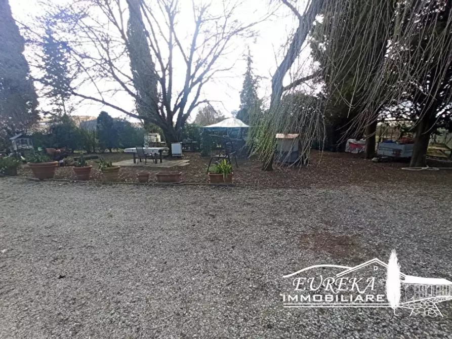 Immagine 20 di Rustico / casale in vendita  in Via Roma a Castiglione Del Lago