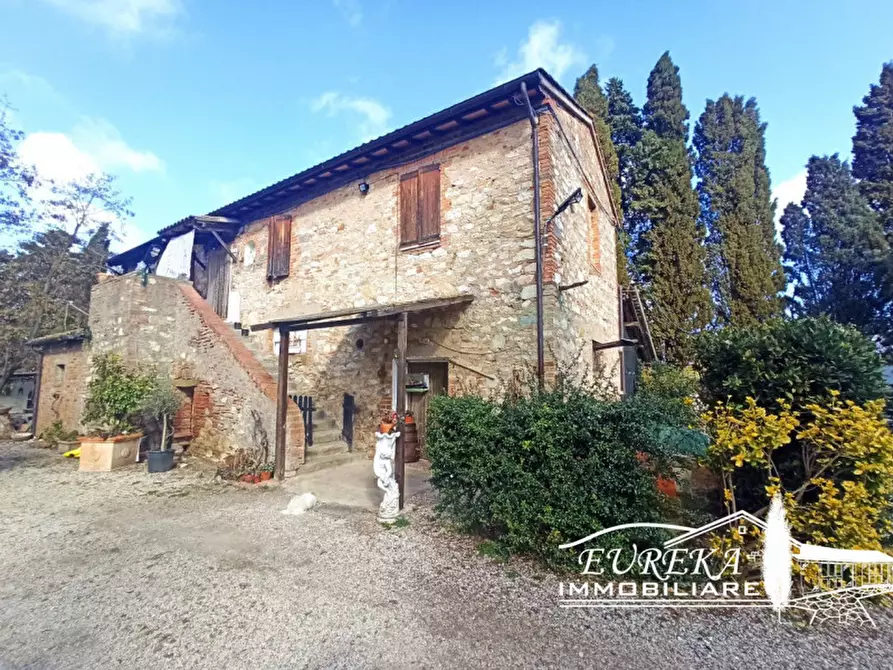 Immagine 22 di Rustico / casale in vendita  in Via Roma a Castiglione Del Lago
