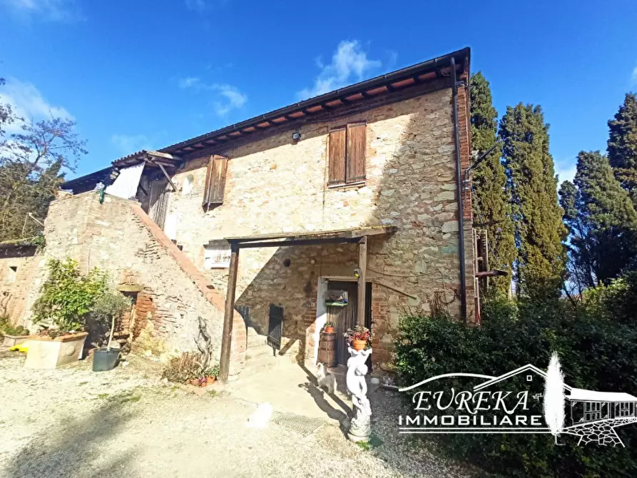 Immagine 24 di Rustico / casale in vendita  in Via Roma a Castiglione Del Lago