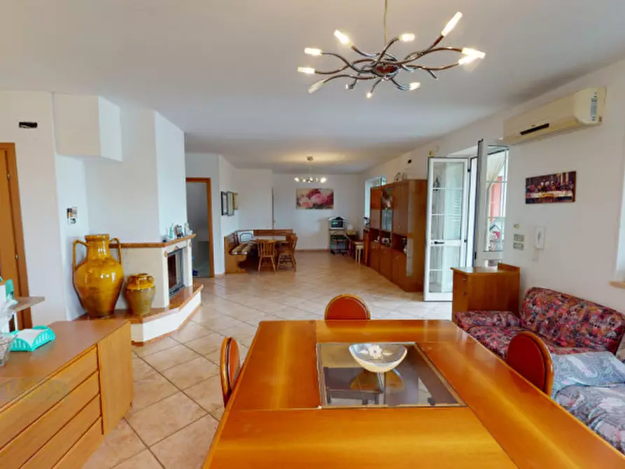 Immagine 3 di Villa in vendita  in Contrada San Giovanni a Ceglie Messapico