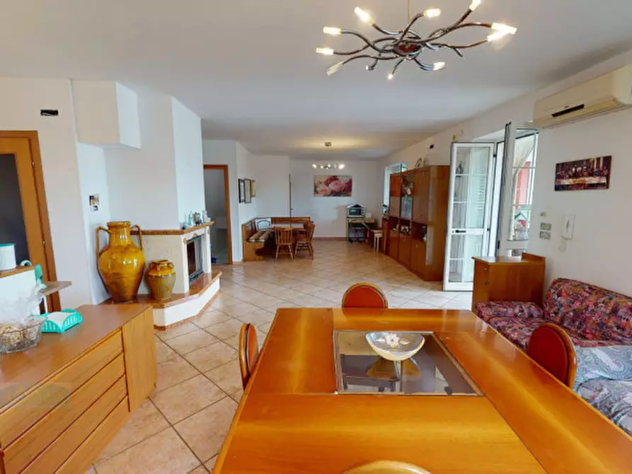 Immagine 34 di Villa in vendita  in Contrada San Giovanni a Ceglie Messapico