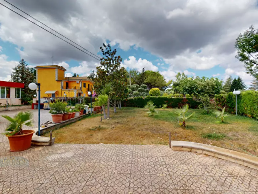 Immagine 38 di Villa in vendita  in Contrada San Giovanni a Ceglie Messapico