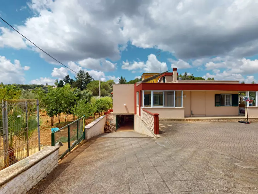 Immagine 46 di Villa in vendita  in Contrada San Giovanni a Ceglie Messapico