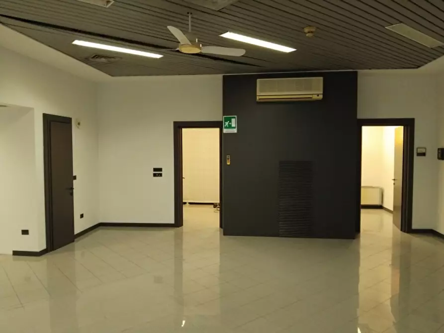 Immagine 5 di Negozio in affitto  in Villabella 18 a San Bonifacio