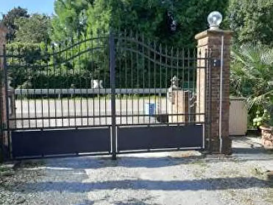 Immagine 8 di Casa bifamiliare in vendita  in Via Zero Branco a Mogliano Veneto