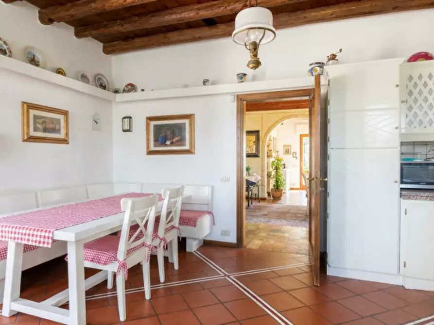 Immagine 6 di Villa in vendita  in Via Cornarotta a Treviso