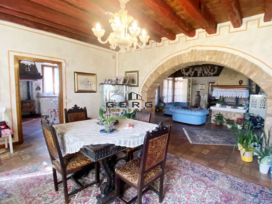 Immagine 20 di Villa in vendita  in Via Cornarotta a Treviso