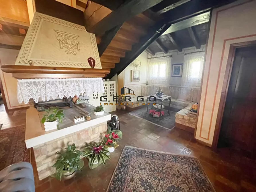 Immagine 25 di Villa in vendita  in Via Cornarotta a Treviso