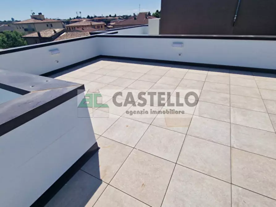 Immagine 14 di Appartamento in vendita  in elena valmarana a Padova