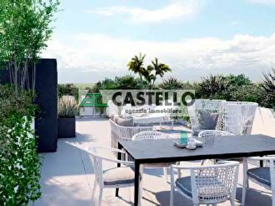 Immagine 35 di Appartamento in vendita  in elena valmarana a Padova